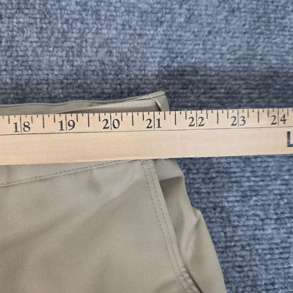 PGA TOUR Golf Shorts Khaki Flat‎ Front Moisture Wicking Mens Size 42 - Picture 4 of 8